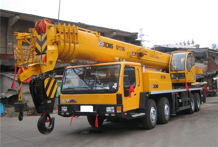 普兰县吊车出租选择重点