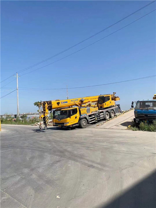 普兰县吊车作业时，可能会产生哪些额外收费项目？