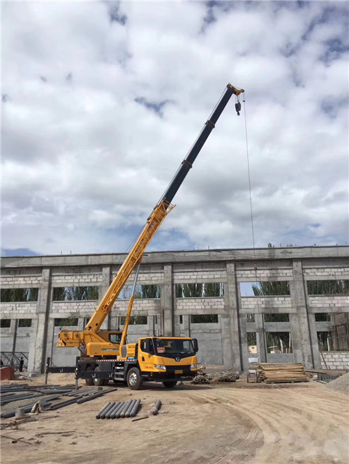 普兰县吊装作业前会做设备检查吗？安全保障措施有哪些？